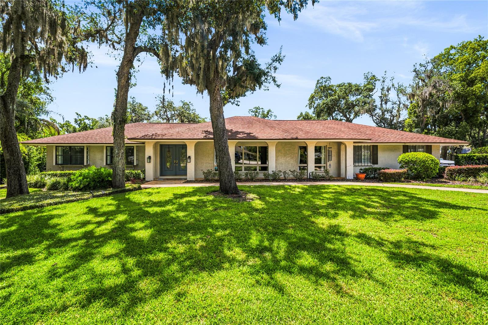 111 LITTLE OAK LANE