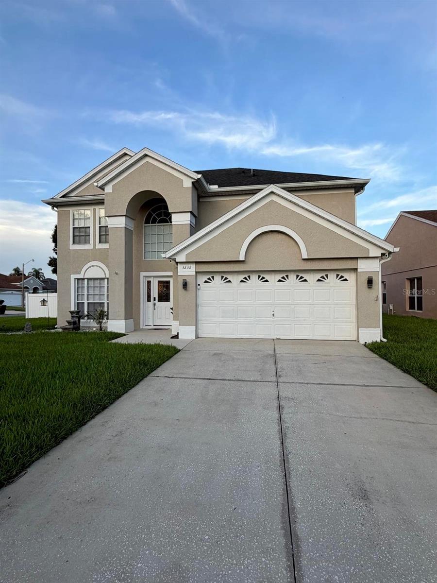 3232 HERONS POINT CIRCLE