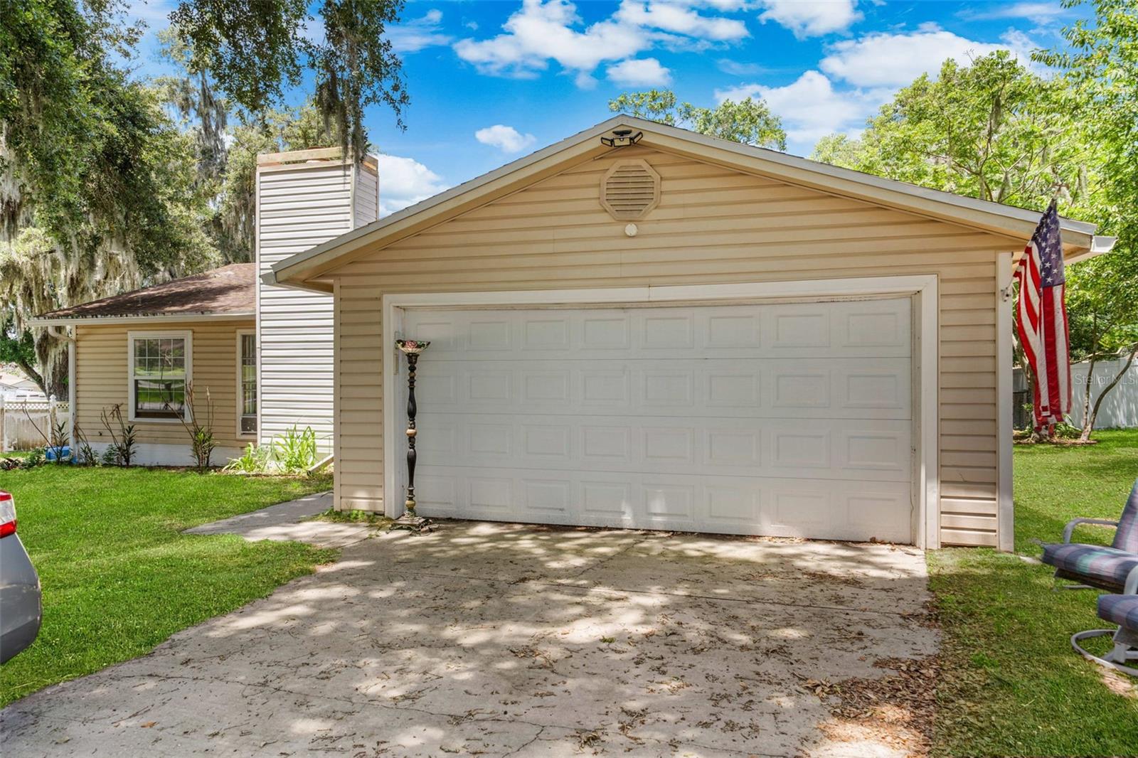 Listing photo 1 for 7410 Orange Crest Cir