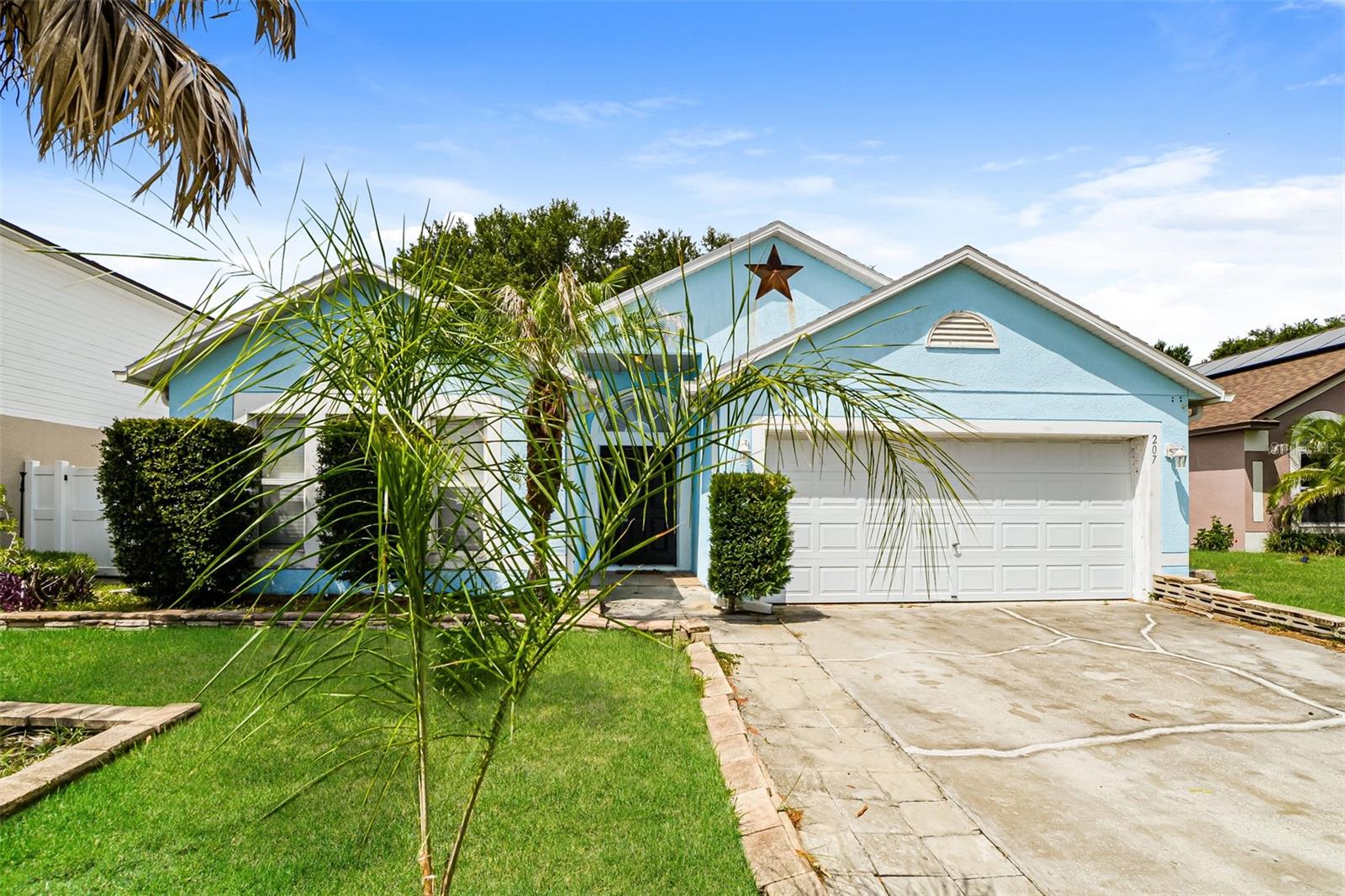 Listing photo for 207 Ronaldale Ave