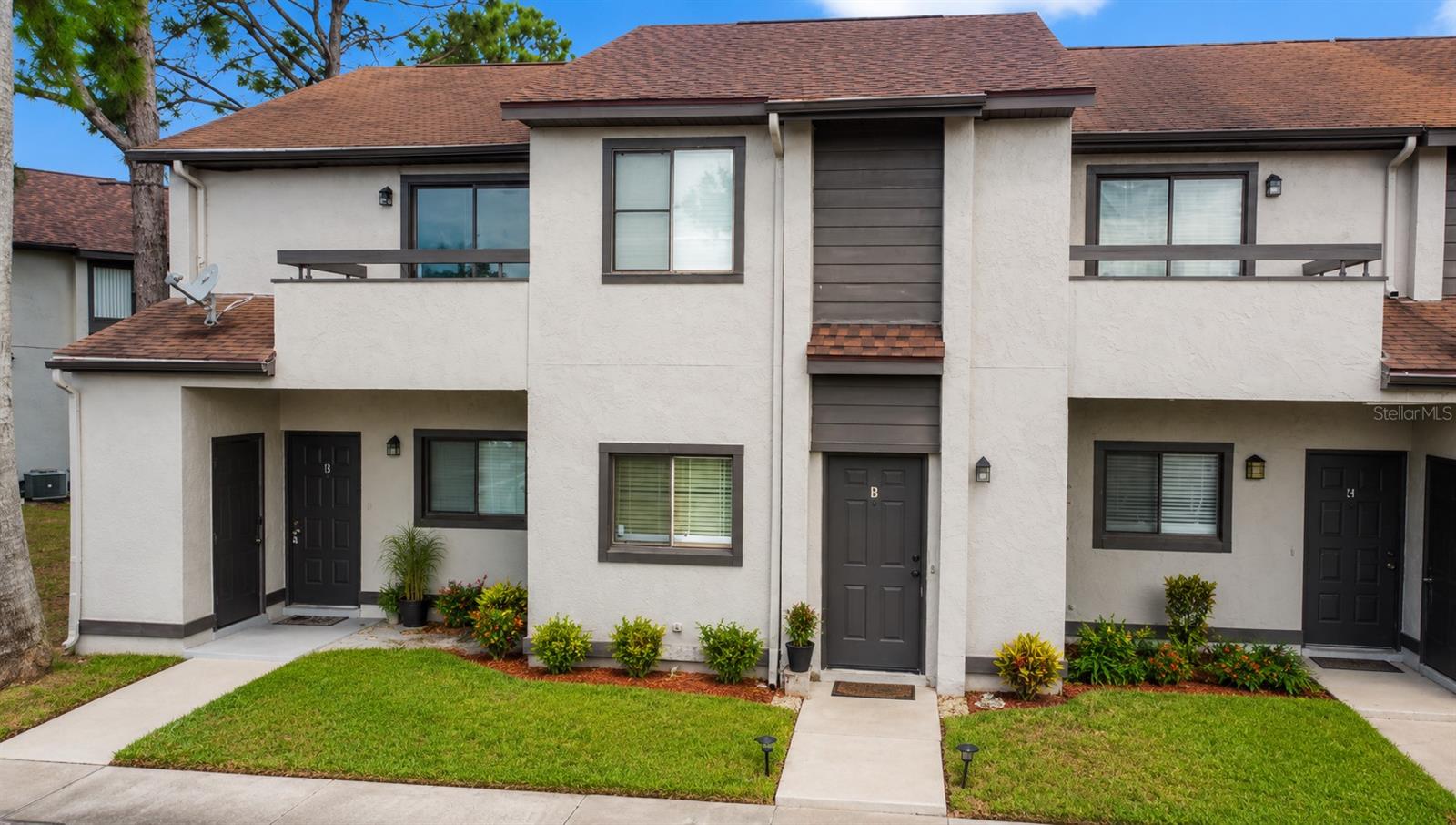 202 EDEN LANE Unit B