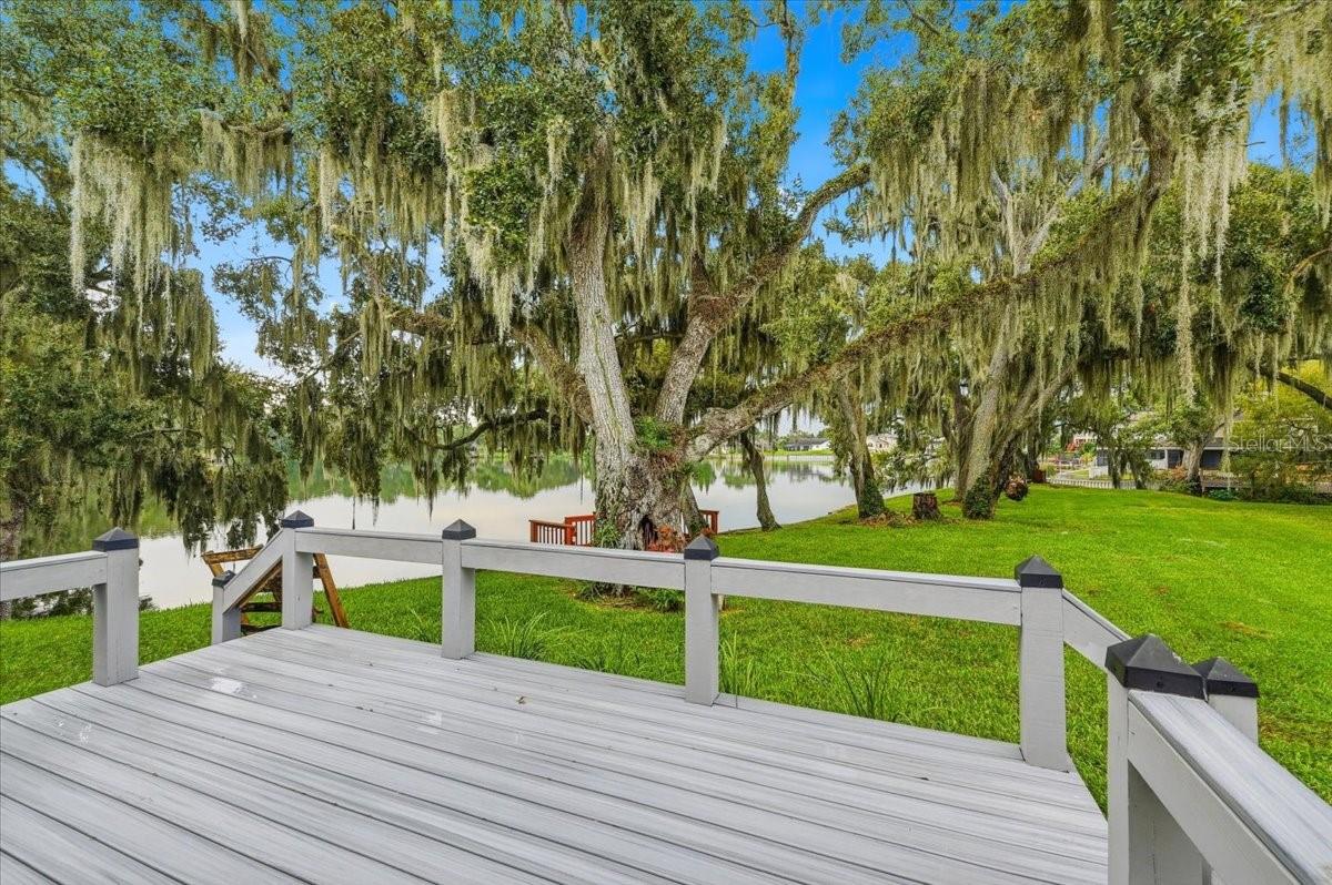 Listing photo 2 for 6760 Lake Clark Dr