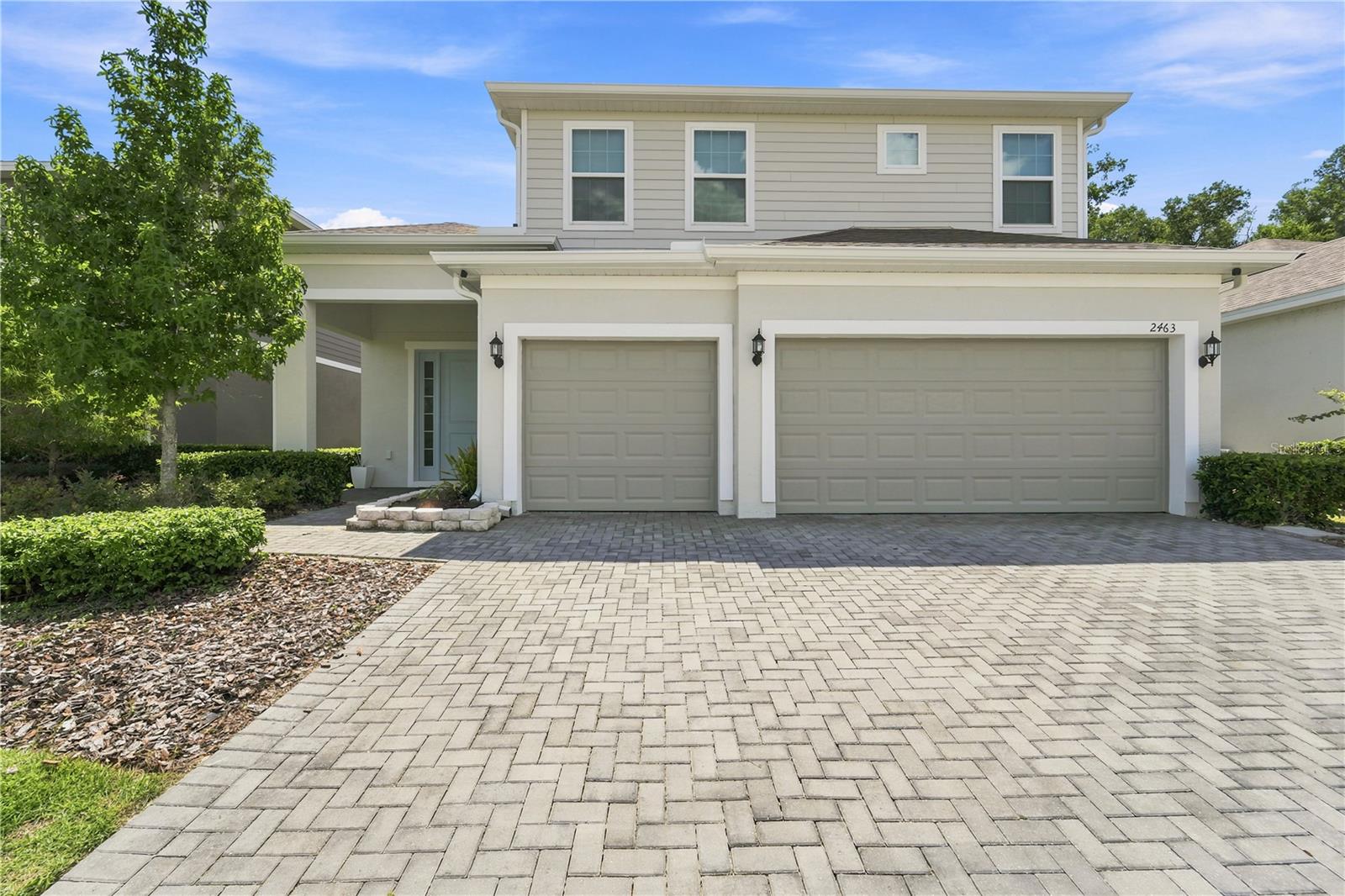 Listing photo 1 for 2463 Natoma Blvd
