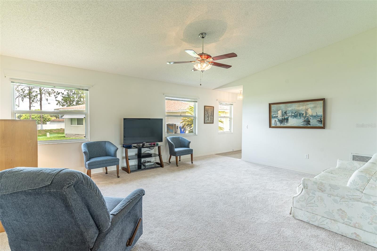 Listing photo 3 for 2260 Grand Cypress Dr