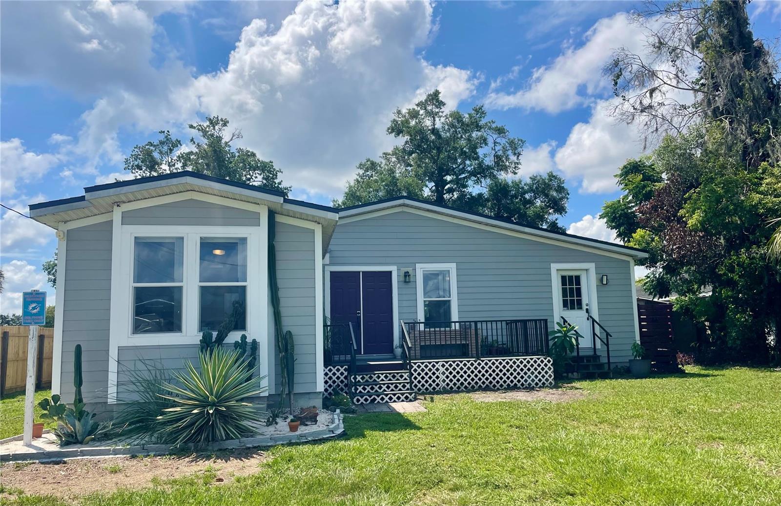 653 LAKE MOBILE DRIVE