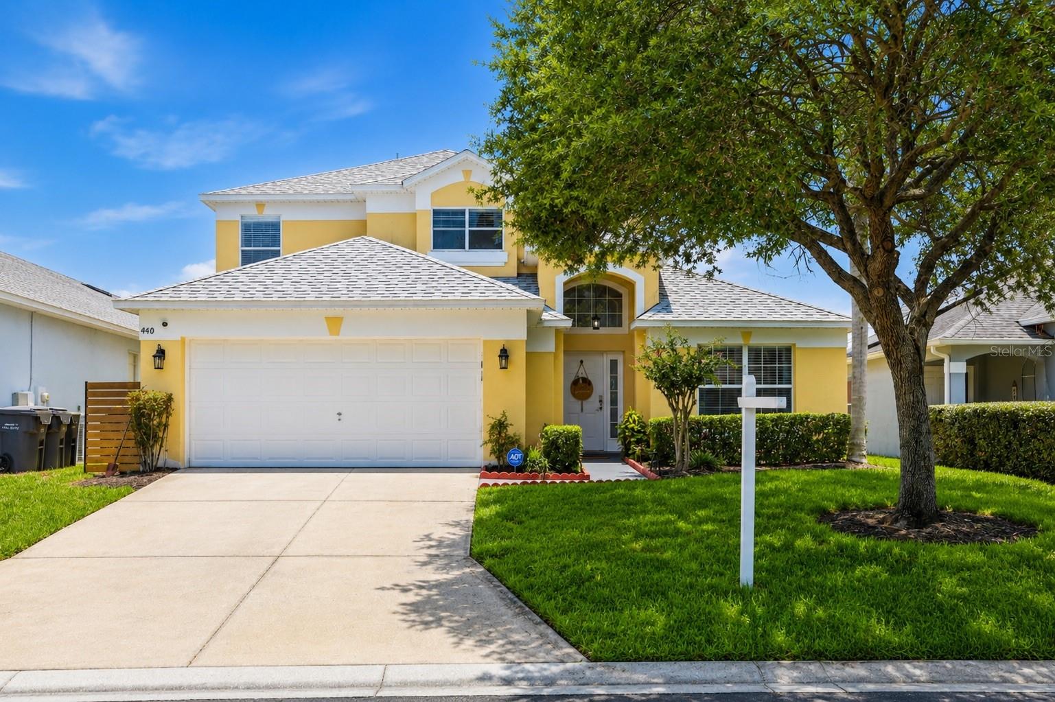Listing photo 1 for 440 Langham Dr