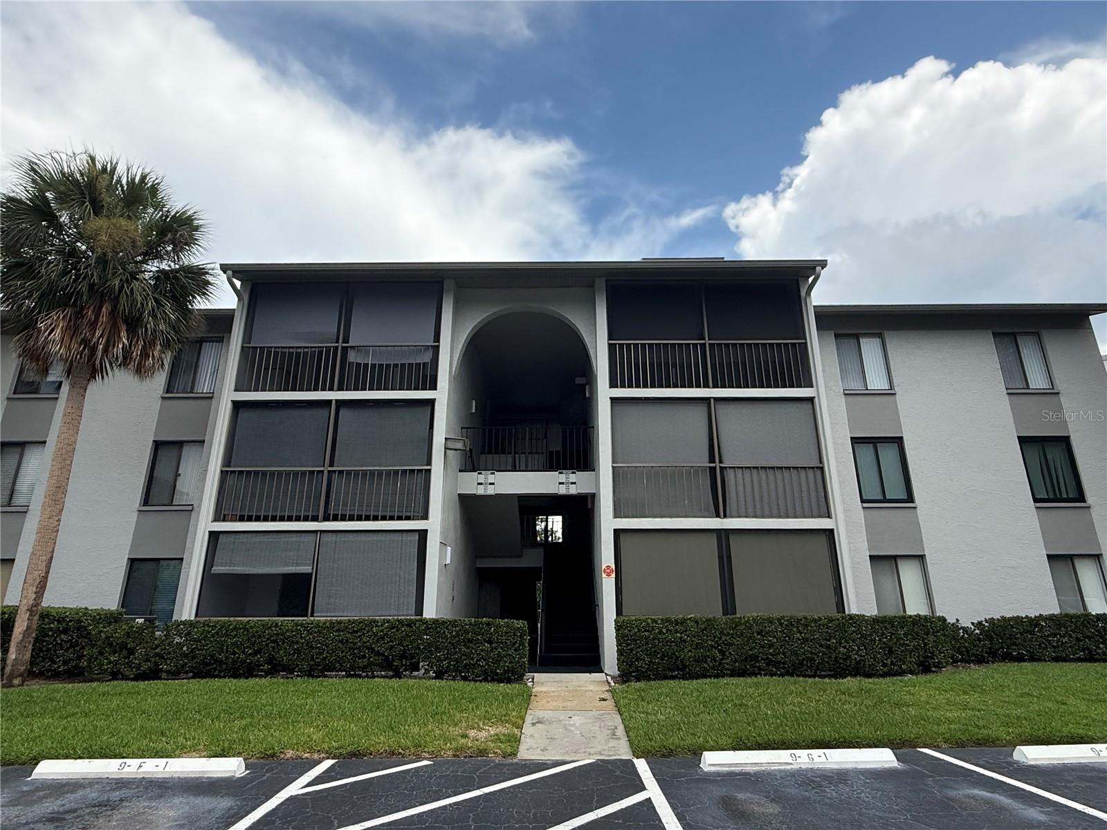 927 S PINE RIDGE CIRCLE Unit 927