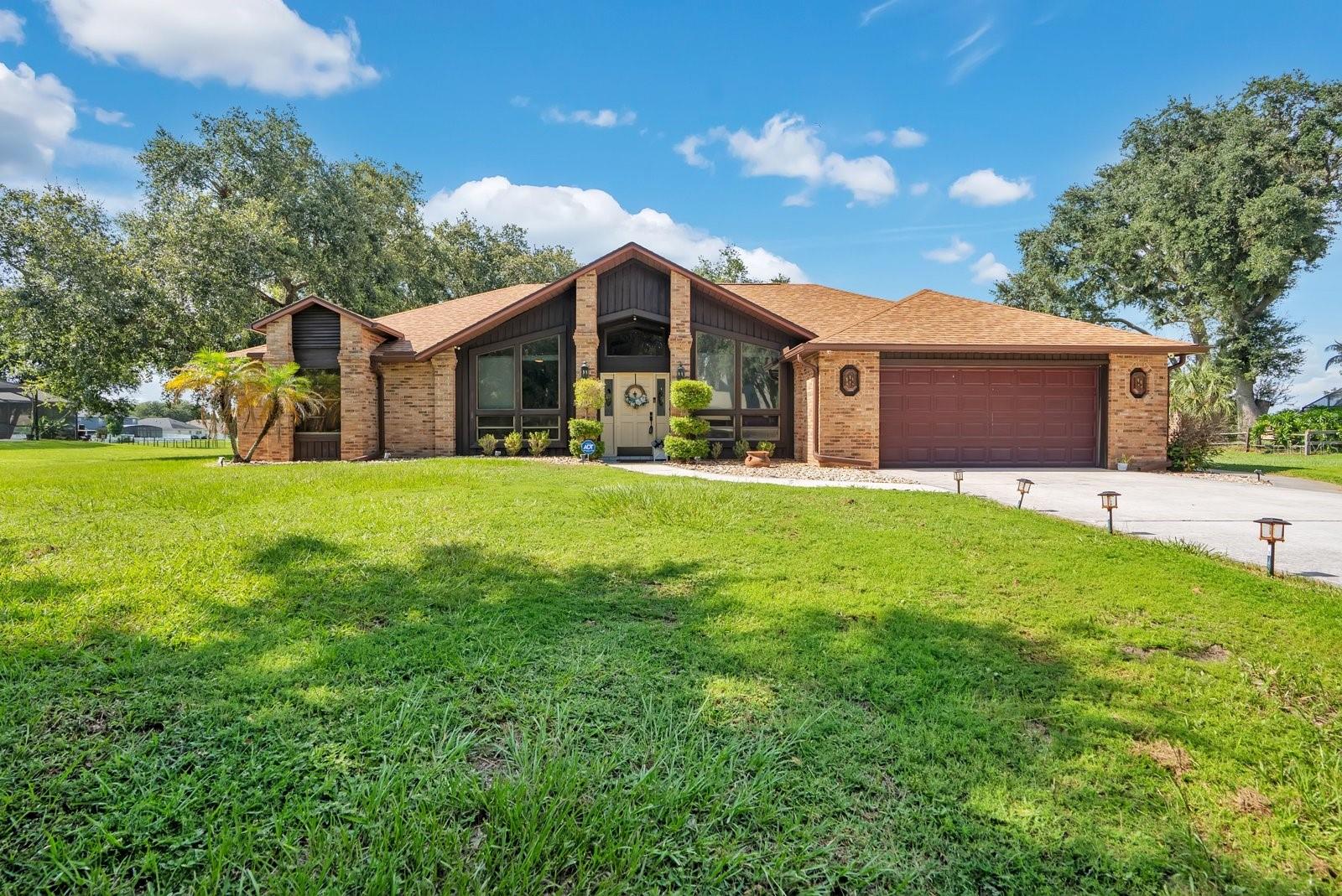 3251 PINEWOOD COURT