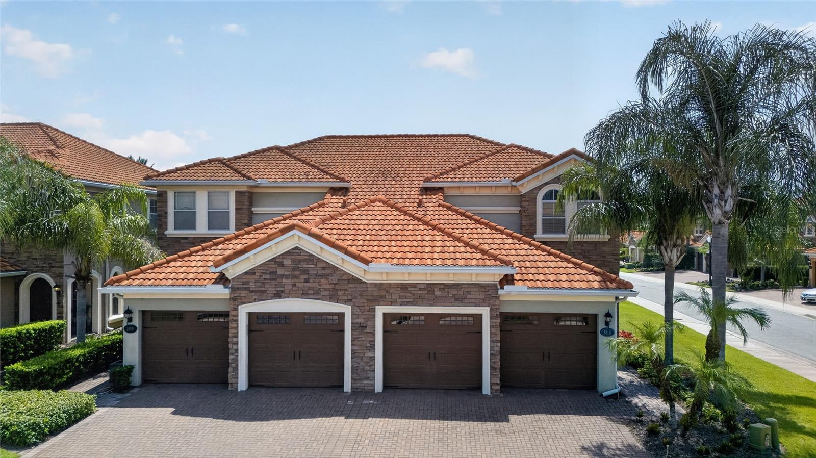 8915 DELLA SCALA CIRCLE