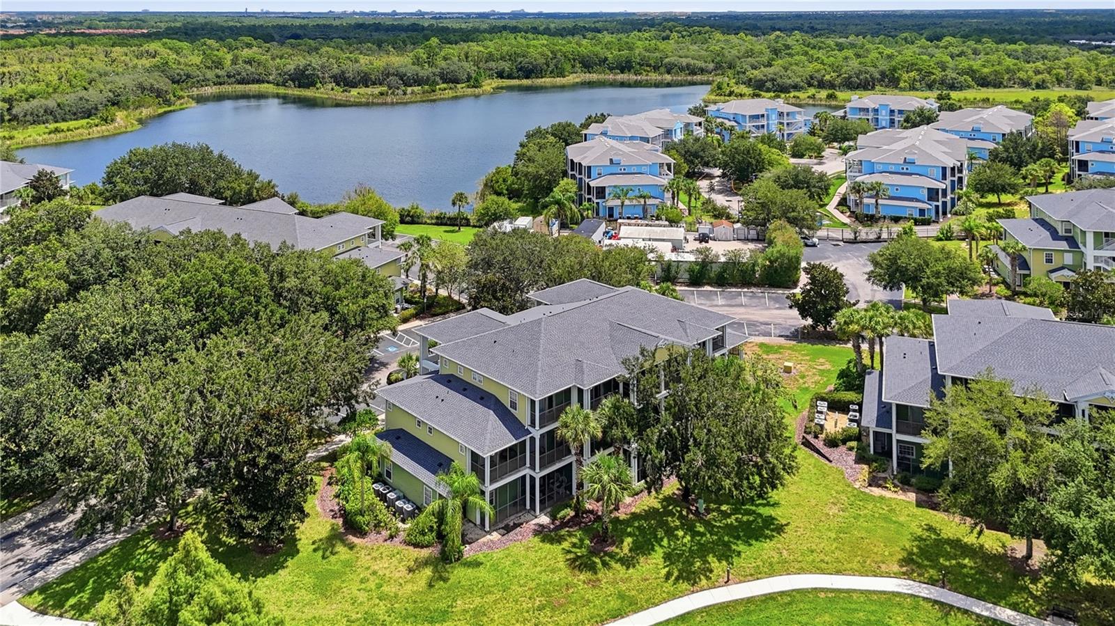 Listing photo 3 for 1106 Gran Bahama Blvd #1106