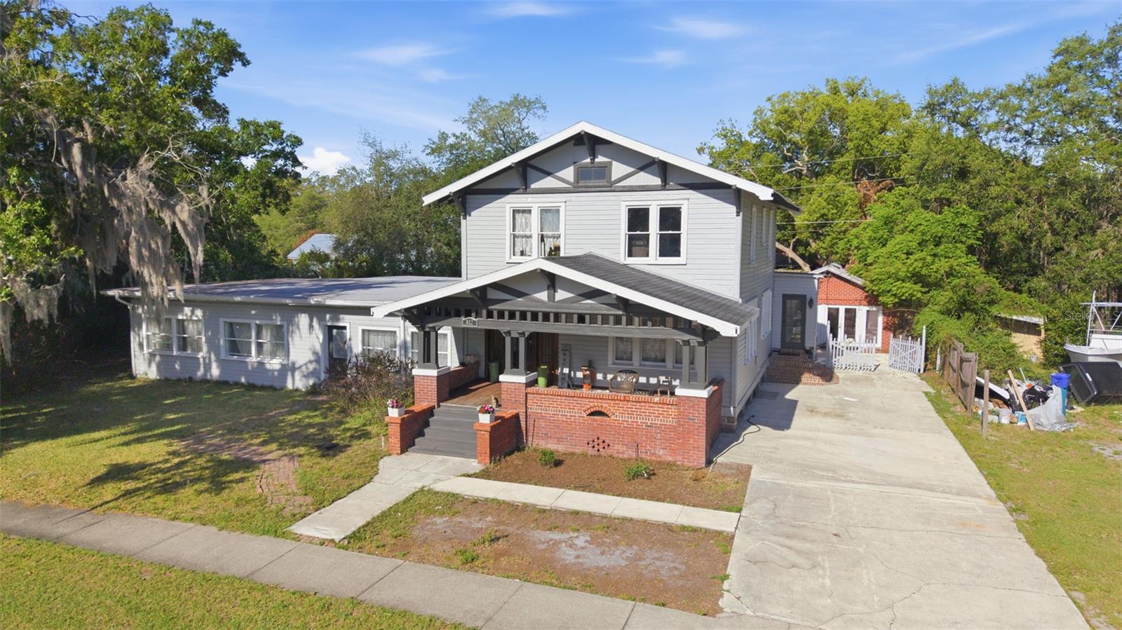 812 SANFORD AVENUE