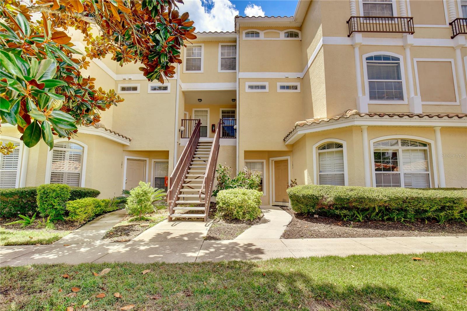696 SEABROOK COURT Unit 202