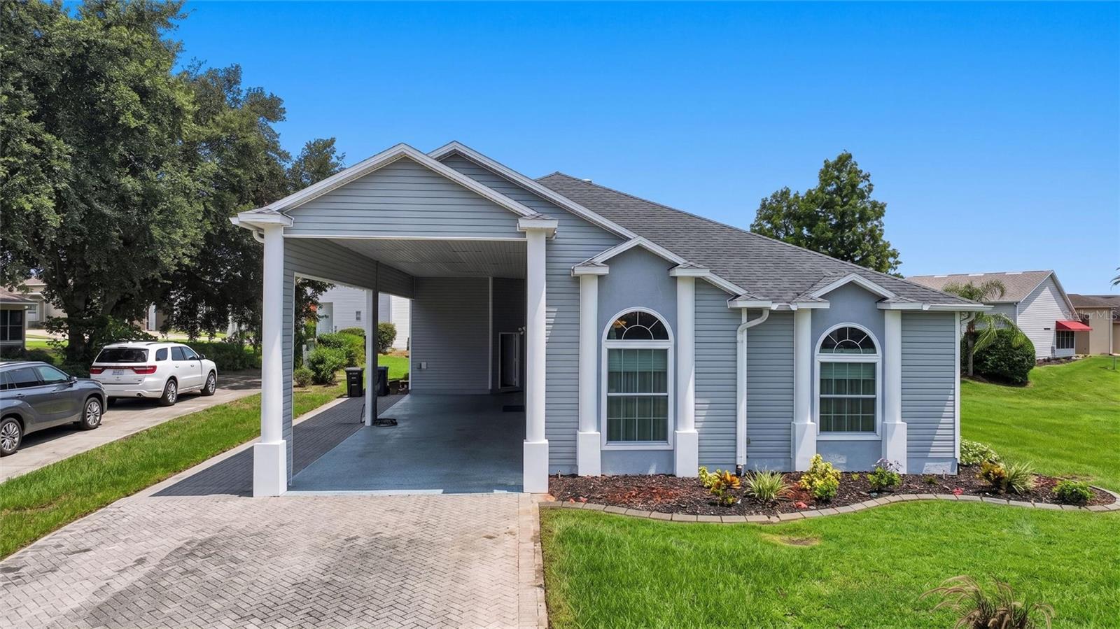 Listing photo 2 for 1097 Caravan Loop