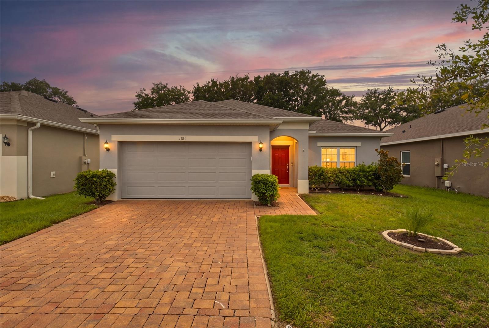 Listing photo 1 for 1181 Stratton Ave