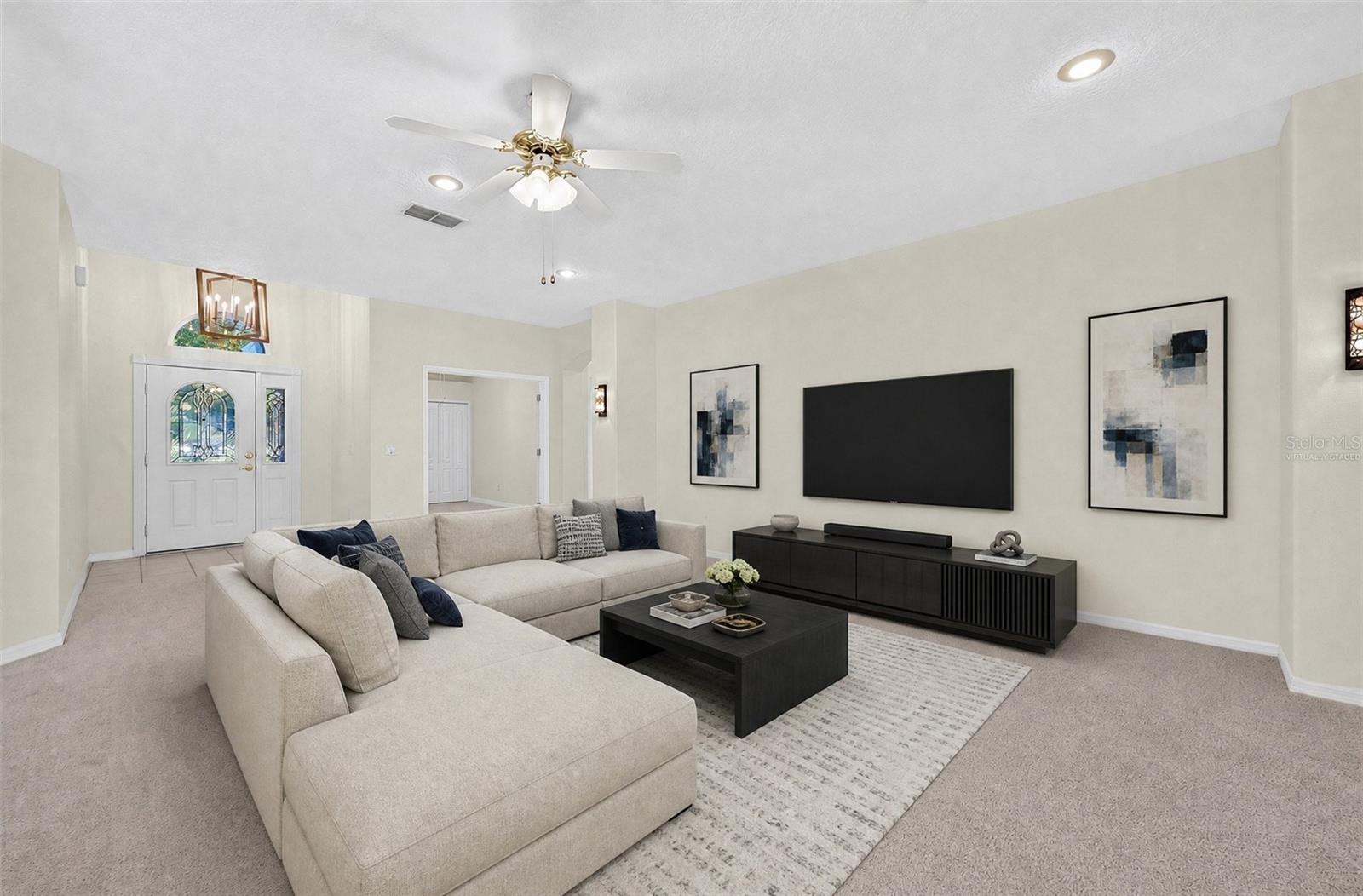 Listing photo 3 for 4228 Newland St