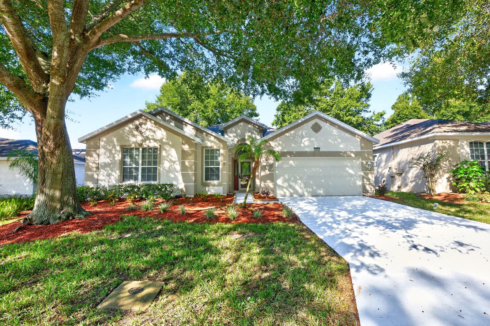 Listing photo 1 for 4228 Newland St