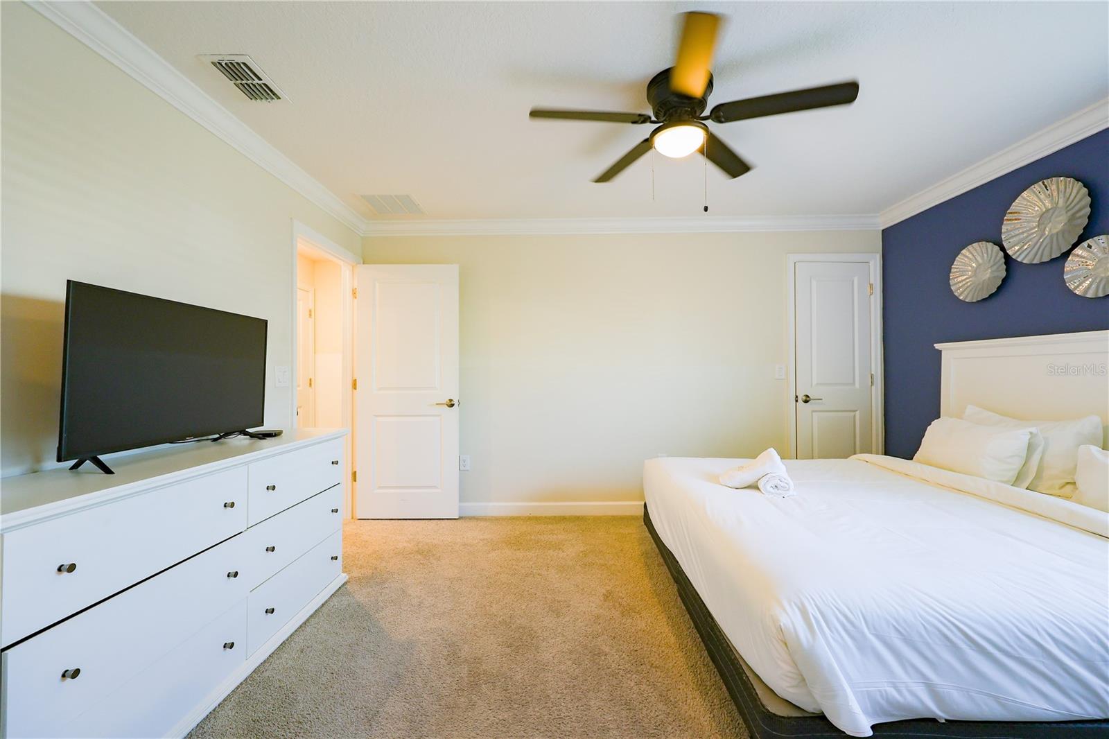 Photo 36