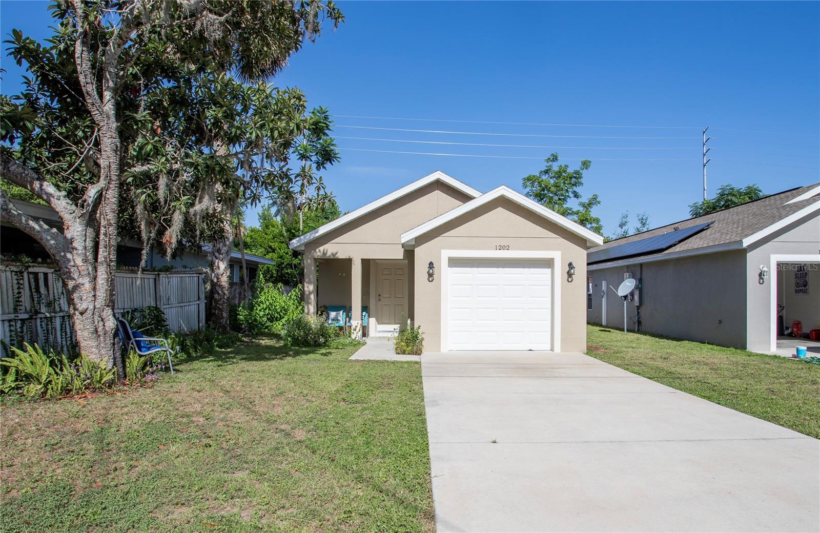 Listing photo 3 for 1202 S Dewey St