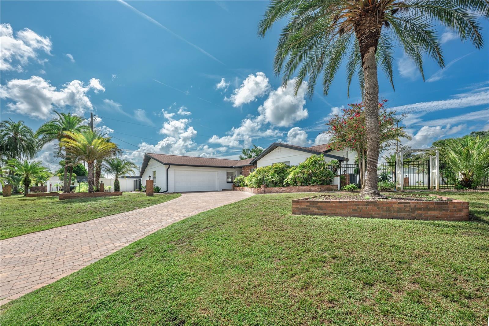 2826 AMBERGATE ROAD