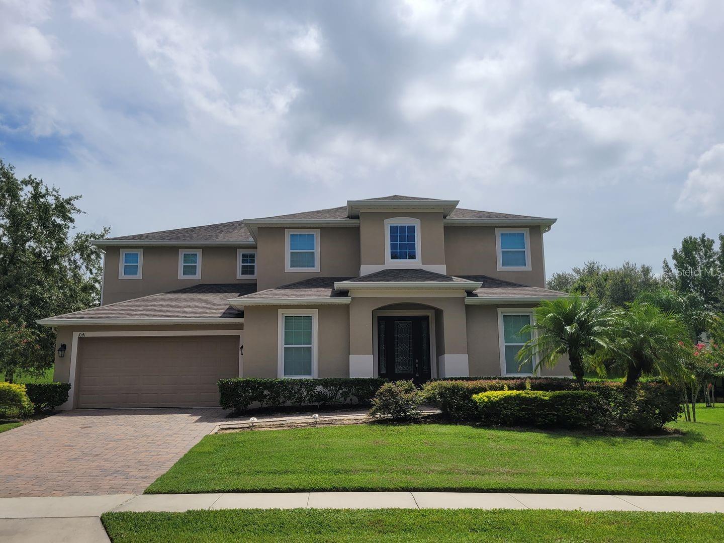 1041 CAVAN DRIVE