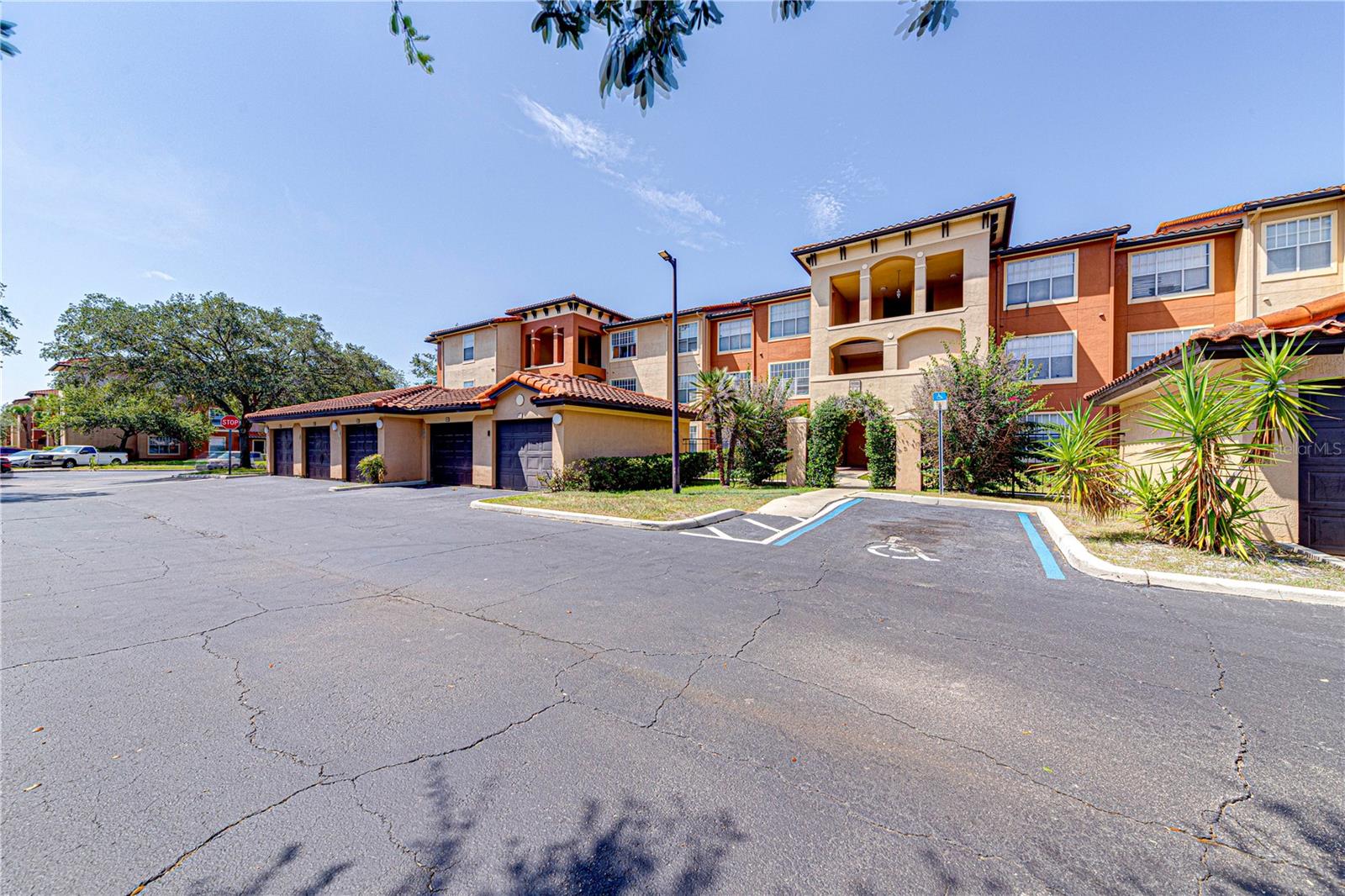 5500 METROWEST BOULEVARD Unit 14-203
