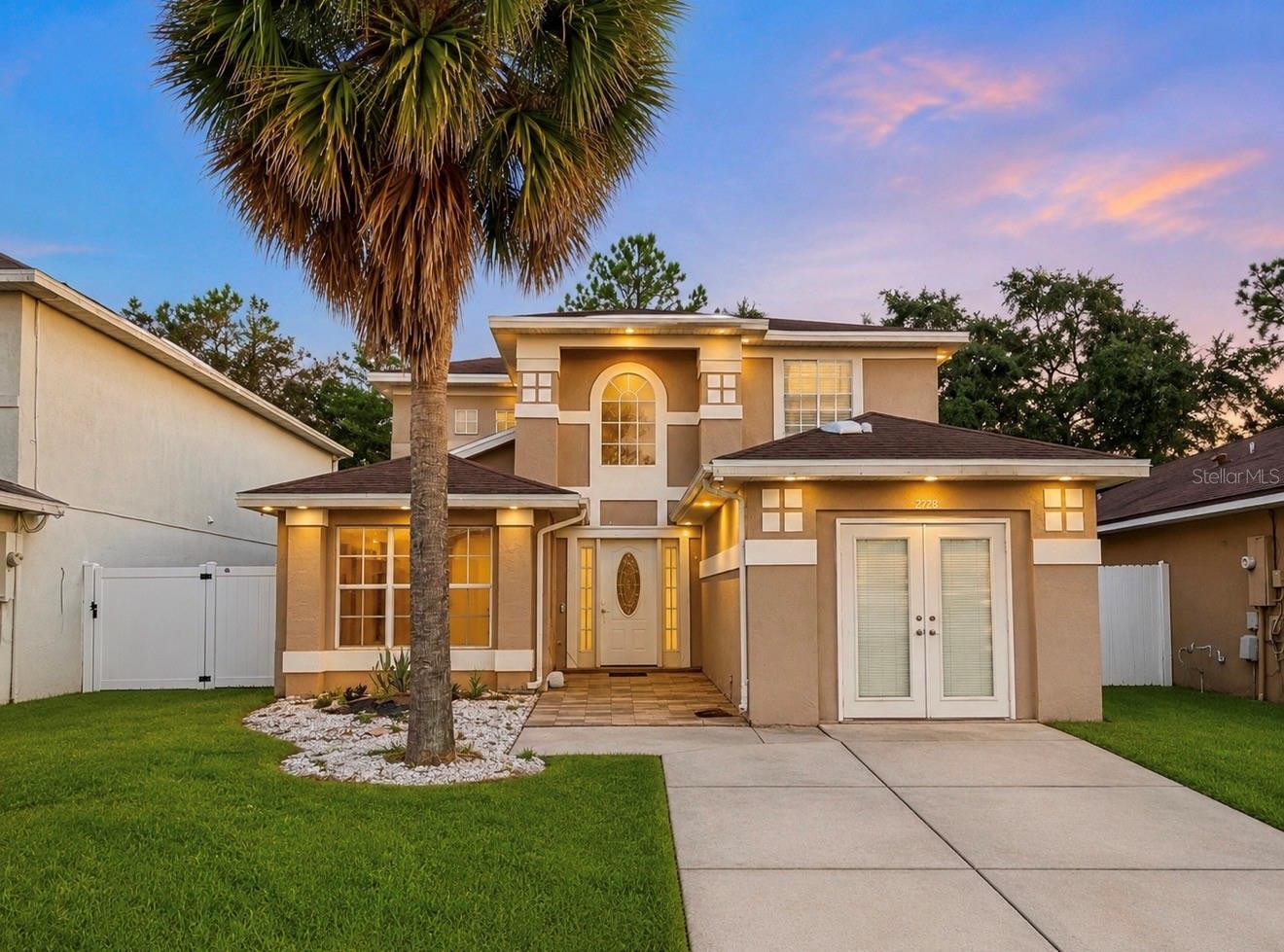 2728 EMERSON LANE
