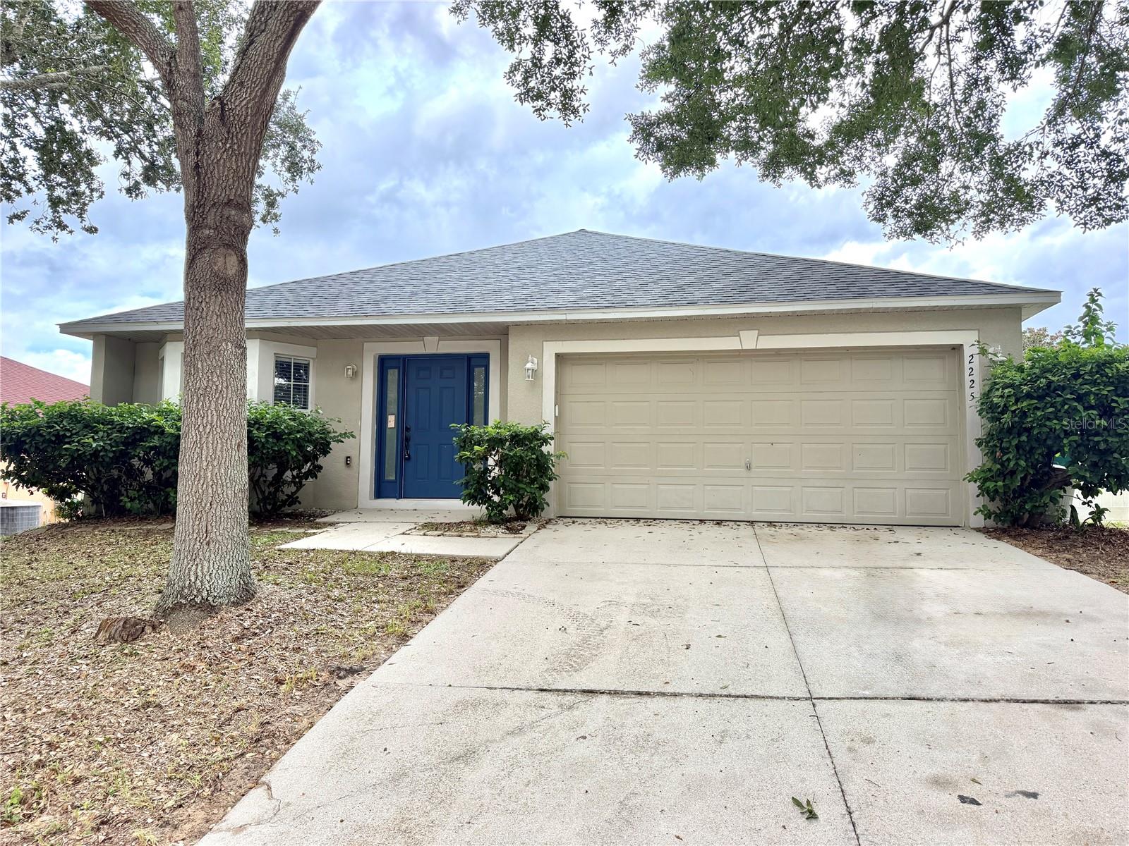Listing photo for 2225 Sandridge Cir