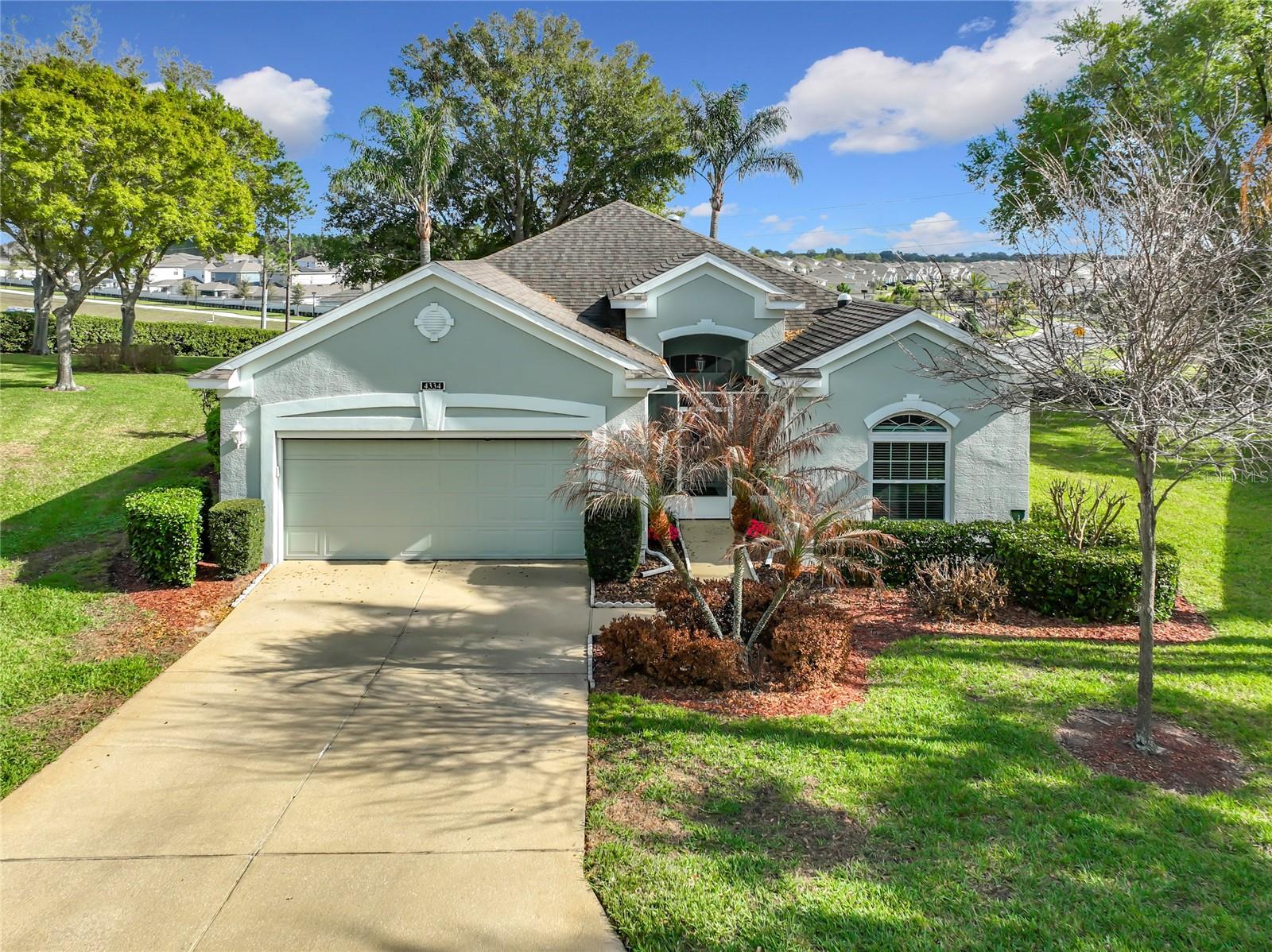 Listing photo 2 for 4334 Hammersmith Dr