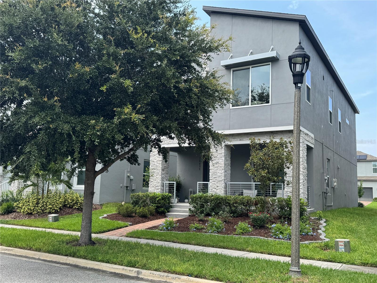 10439 AUSTRINA OAK LOOP