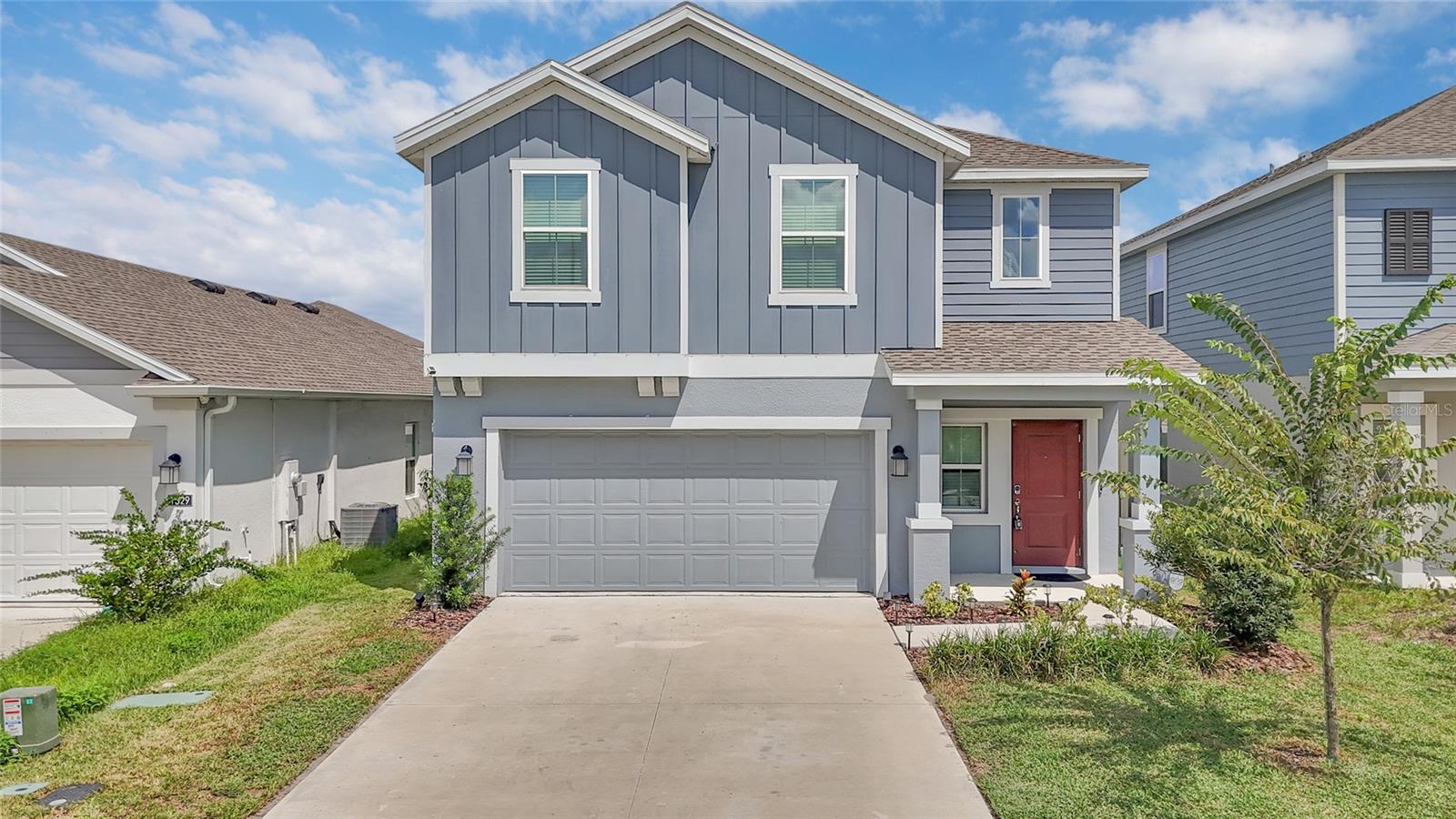 Listing photo 1 for 1325 Diego Ter