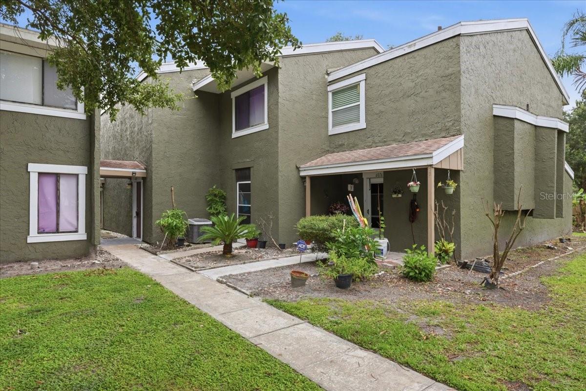 6074 PEREGRINE AVENUE Unit B02