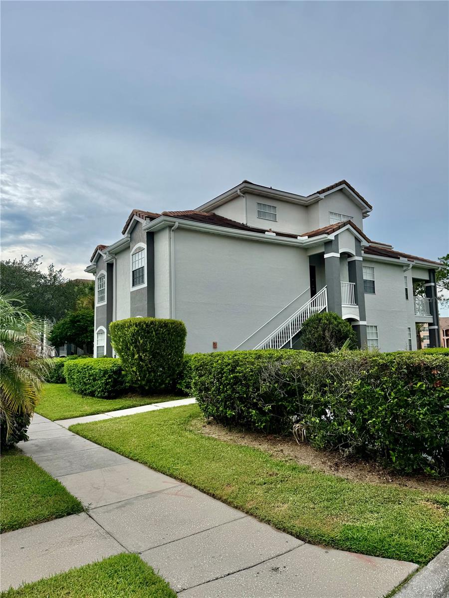 14049 FAIRWAY ISLAND DRIVE Unit 124