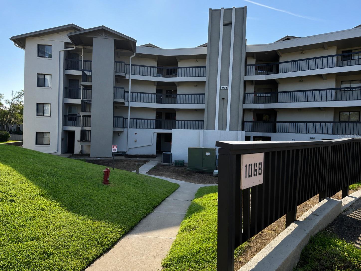 1068 LOTUS PARKWAY Unit 815