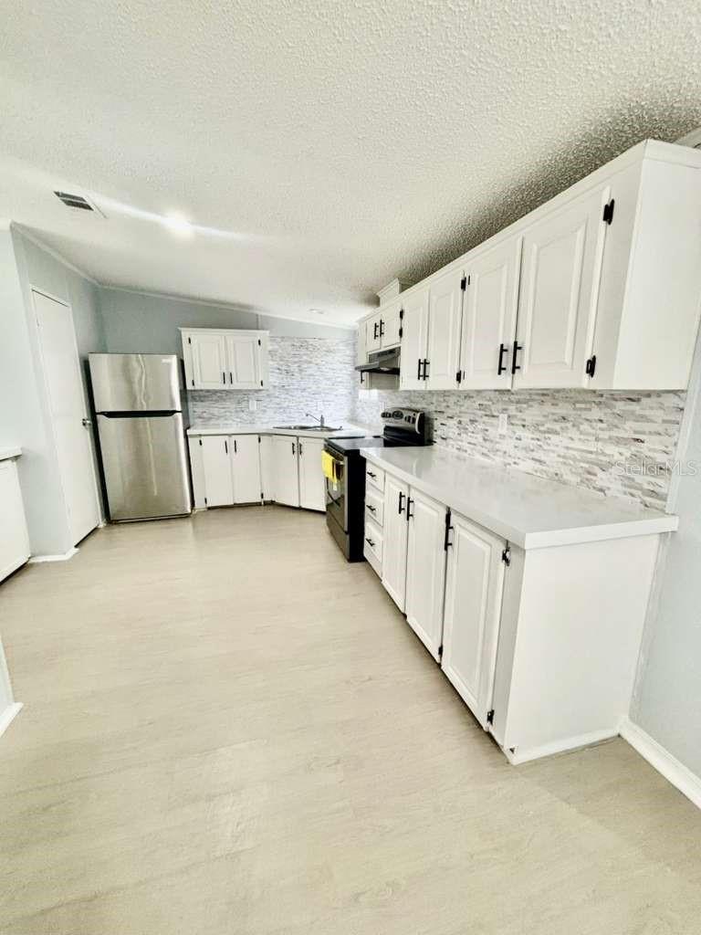 Listing photo 2 for 218 Diamond Acres Rd