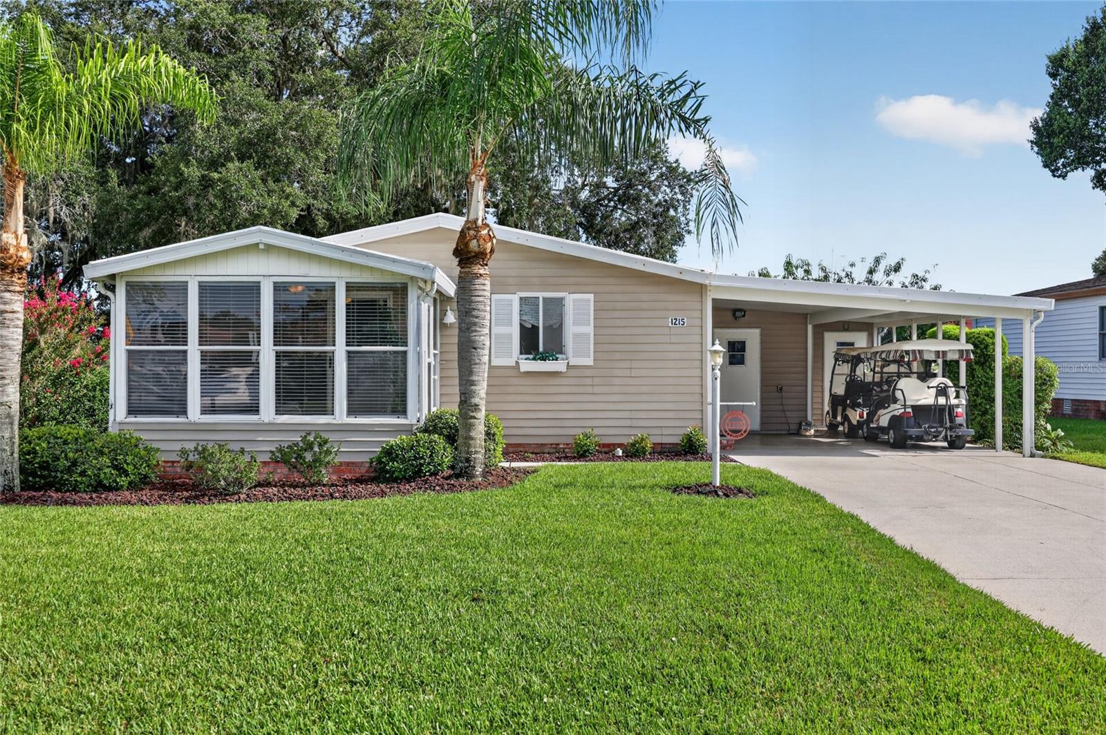 Listing photo 2 for 1215 Panama Pl