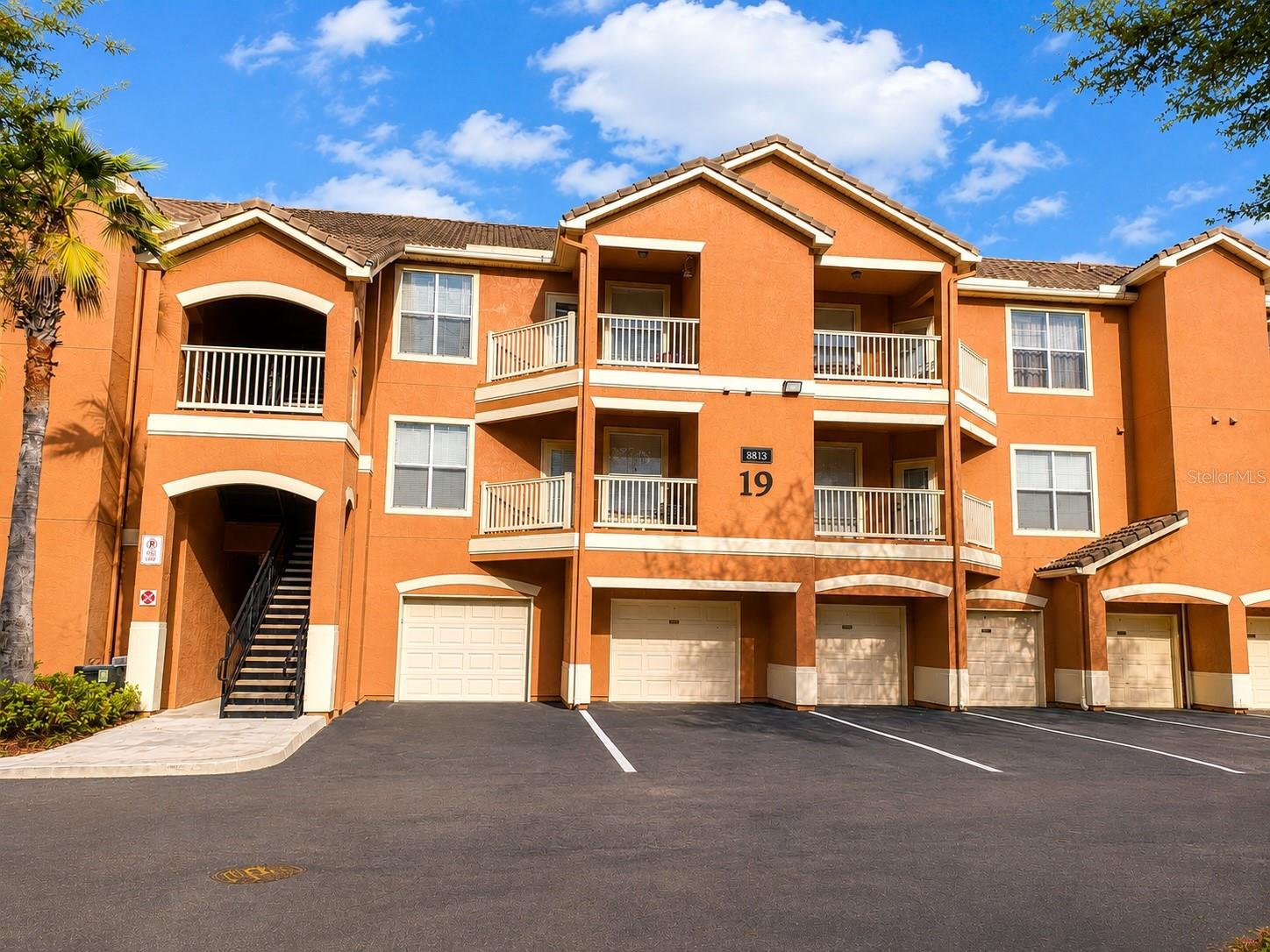 8813 VILLA VIEW CIRCLE Unit 204
