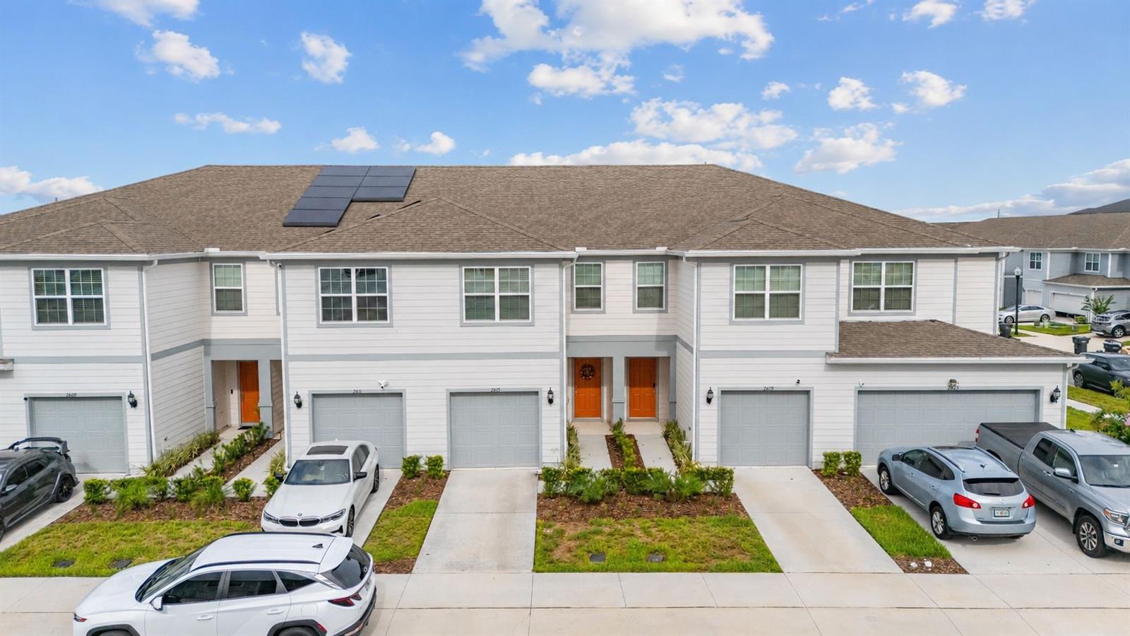 Listing photo 1 for 2615 Winsome Way