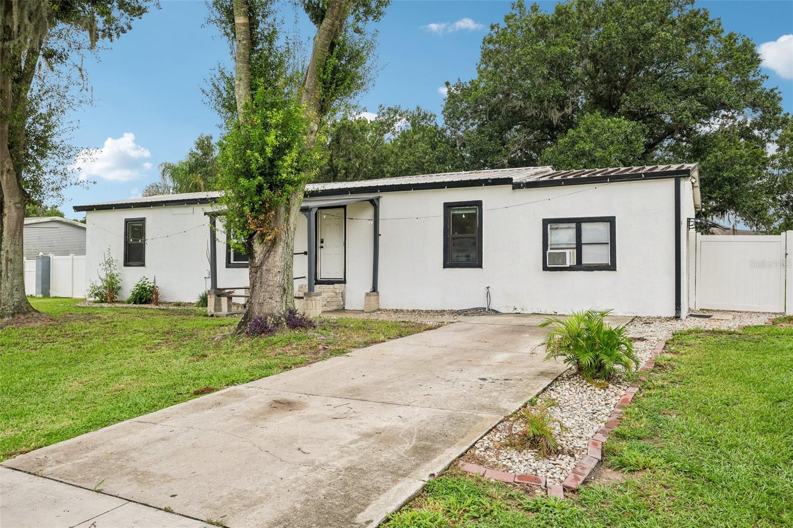 Listing photo 2 for 8620 Indian Ridge Trl