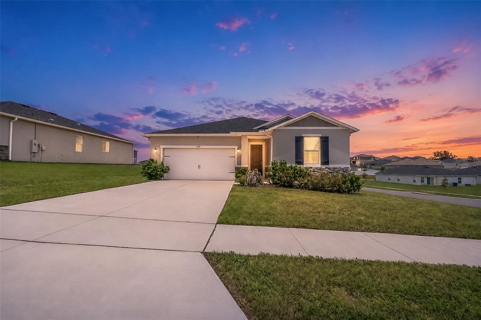 Listing photo 1 for 3349 Pink Oleander Ave