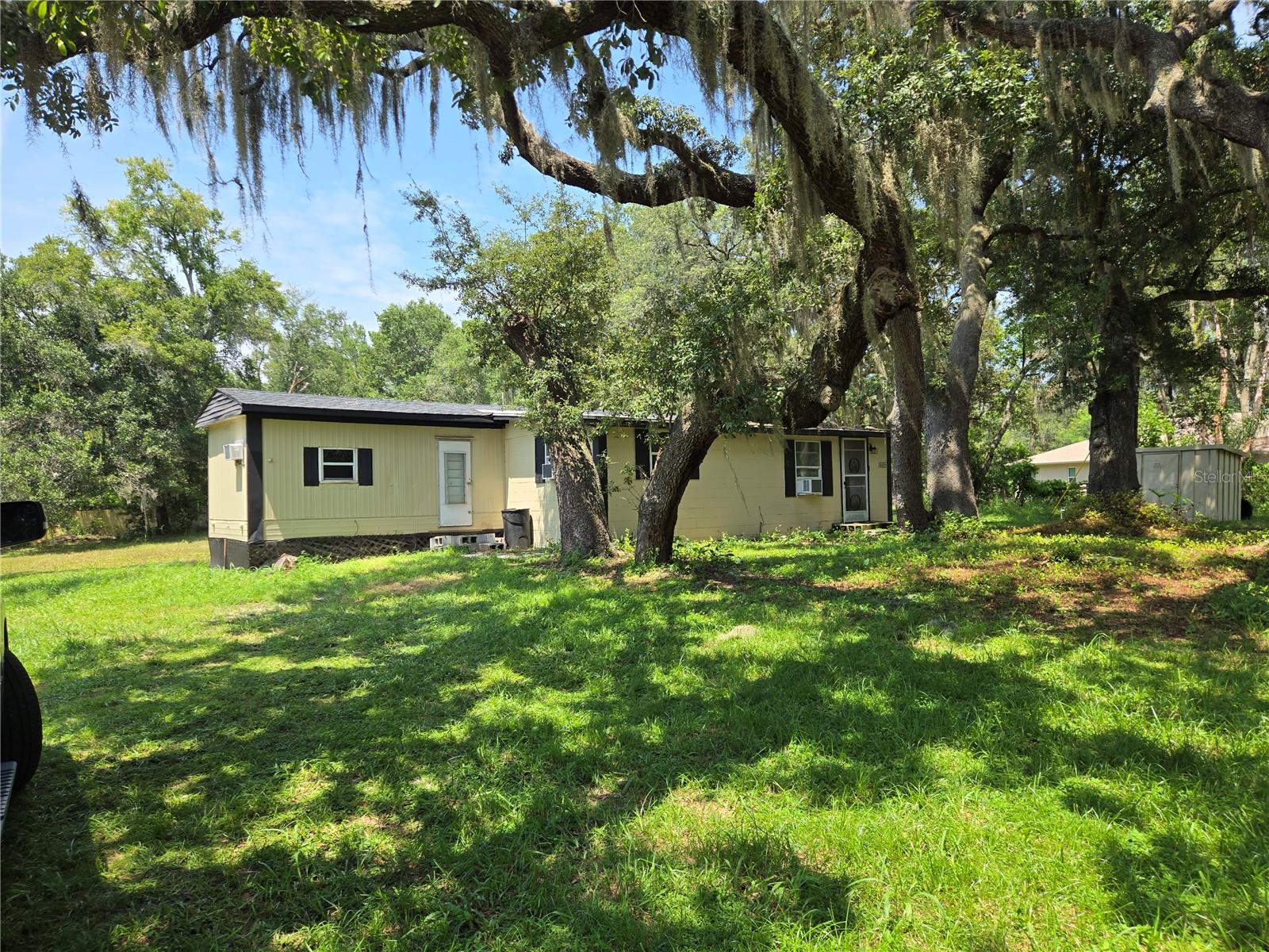 1665 BODKIN LANE