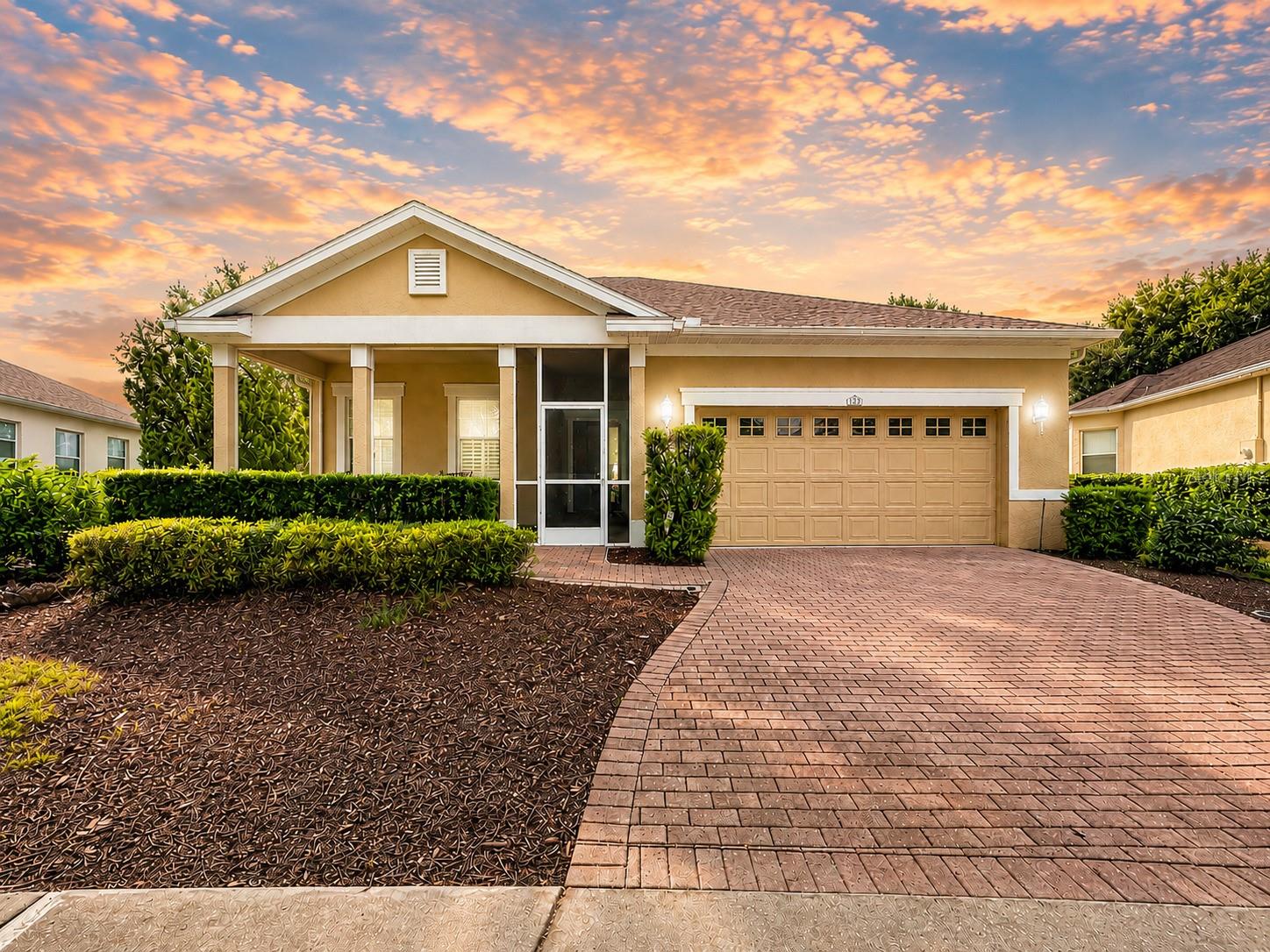Listing photo 1 for 122 Flame Vine Way