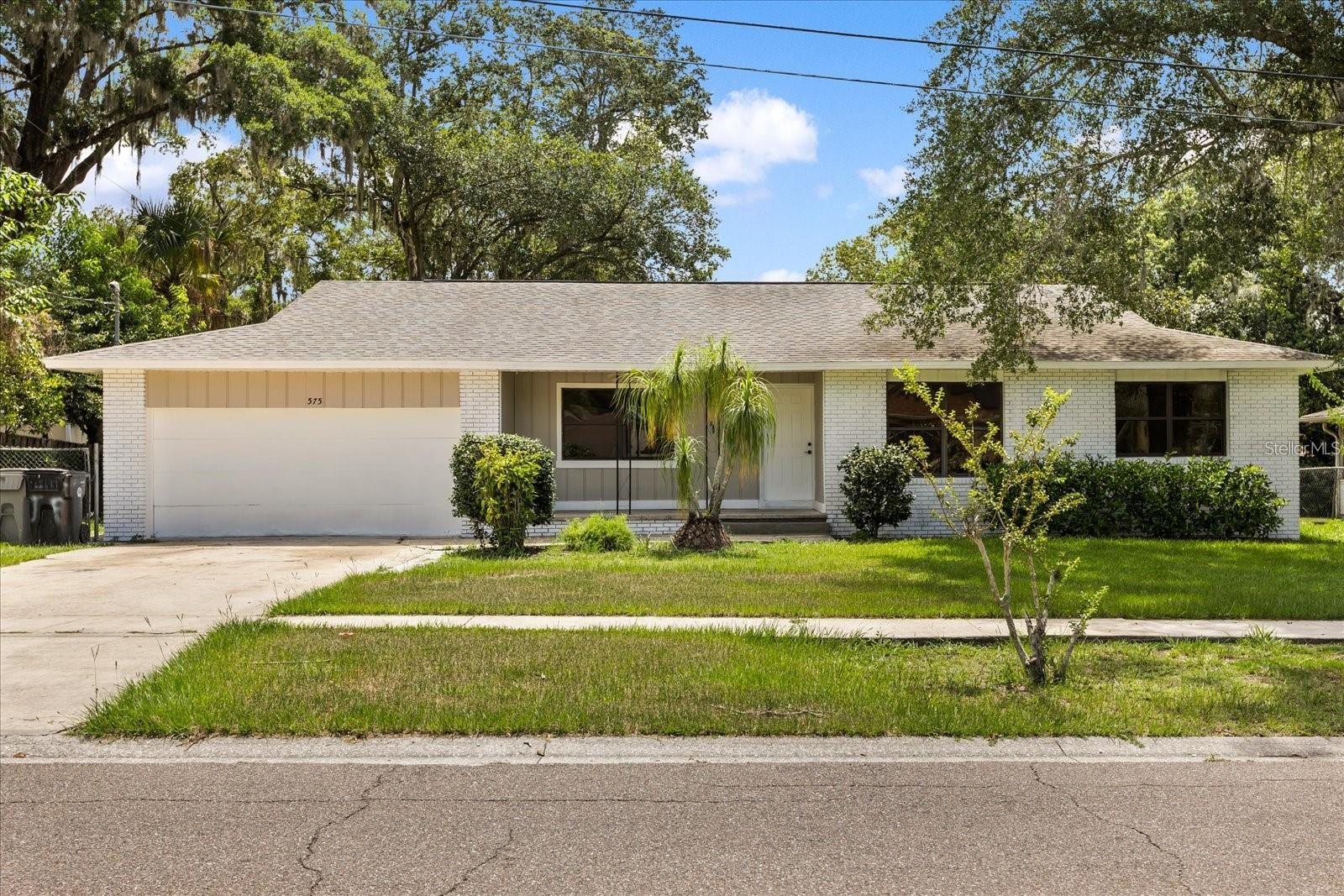 575 LAKE MCCOY DRIVE