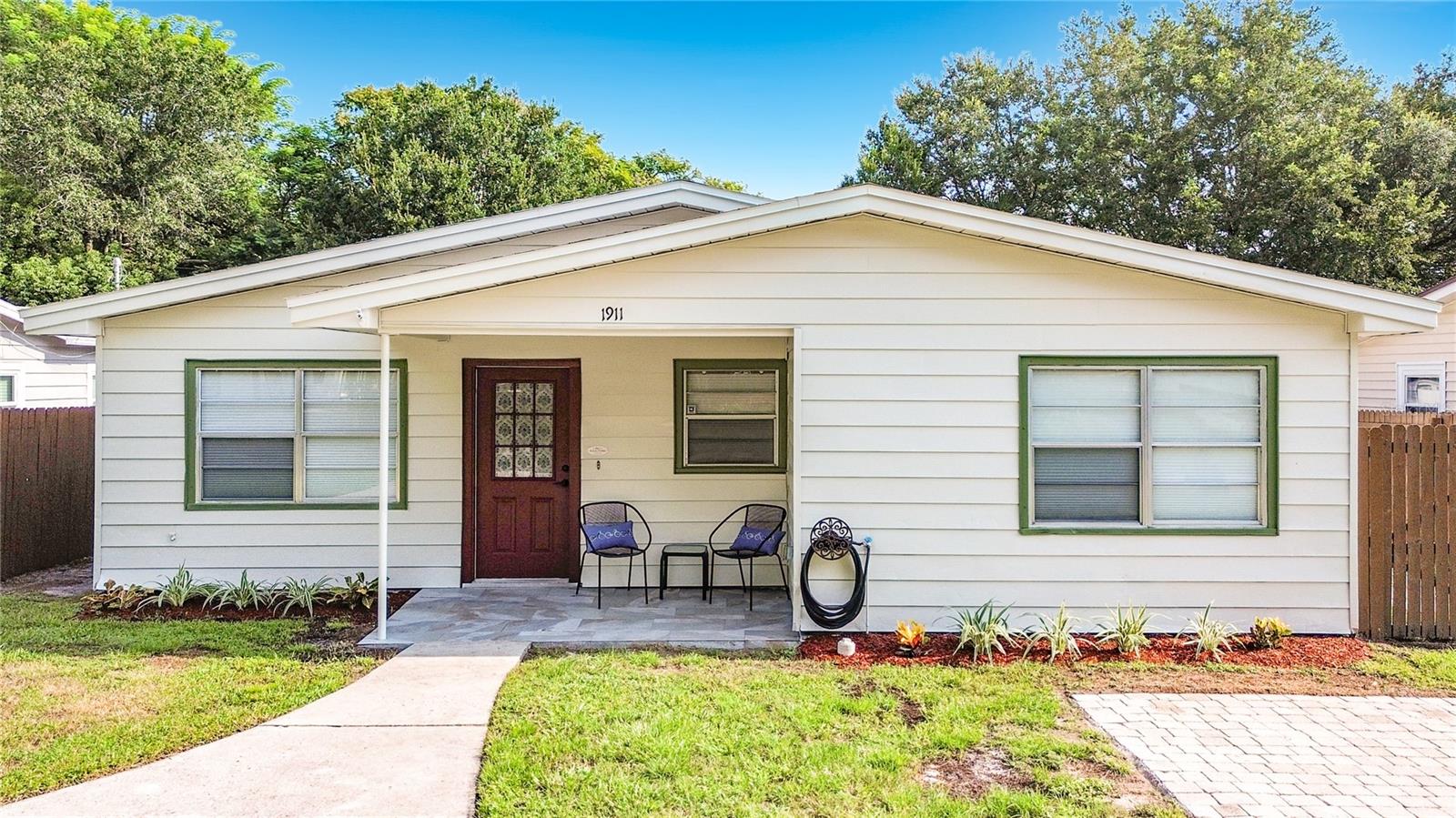 1911 SUNNY STREET