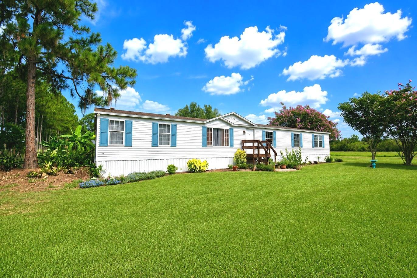 Listing photo 2 for 1750 W Frostproof Rd