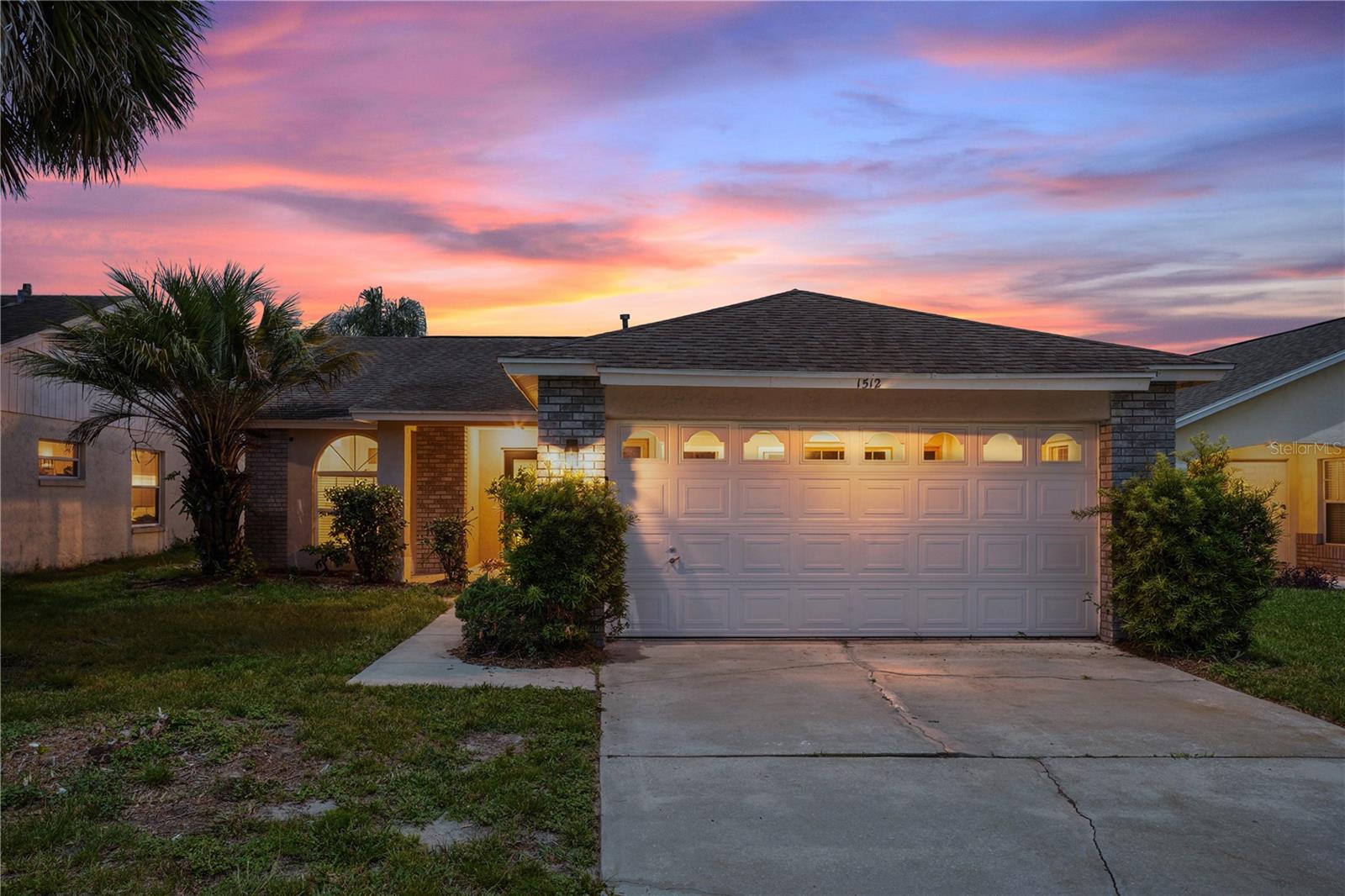 1512 OAK HILL TRAIL