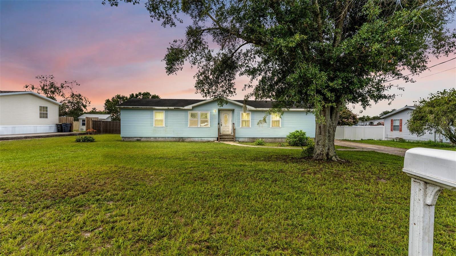Listing photo 1 for 4416 Meadow Ridge Ave