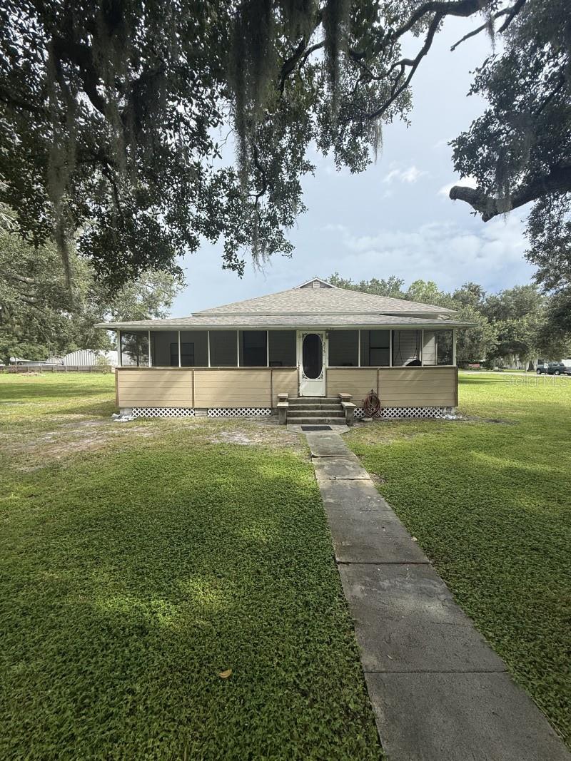 Listing photo 1 for 275 Temple St