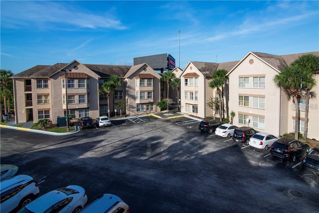 3100 PARKWAY BOULEVARD Unit 726