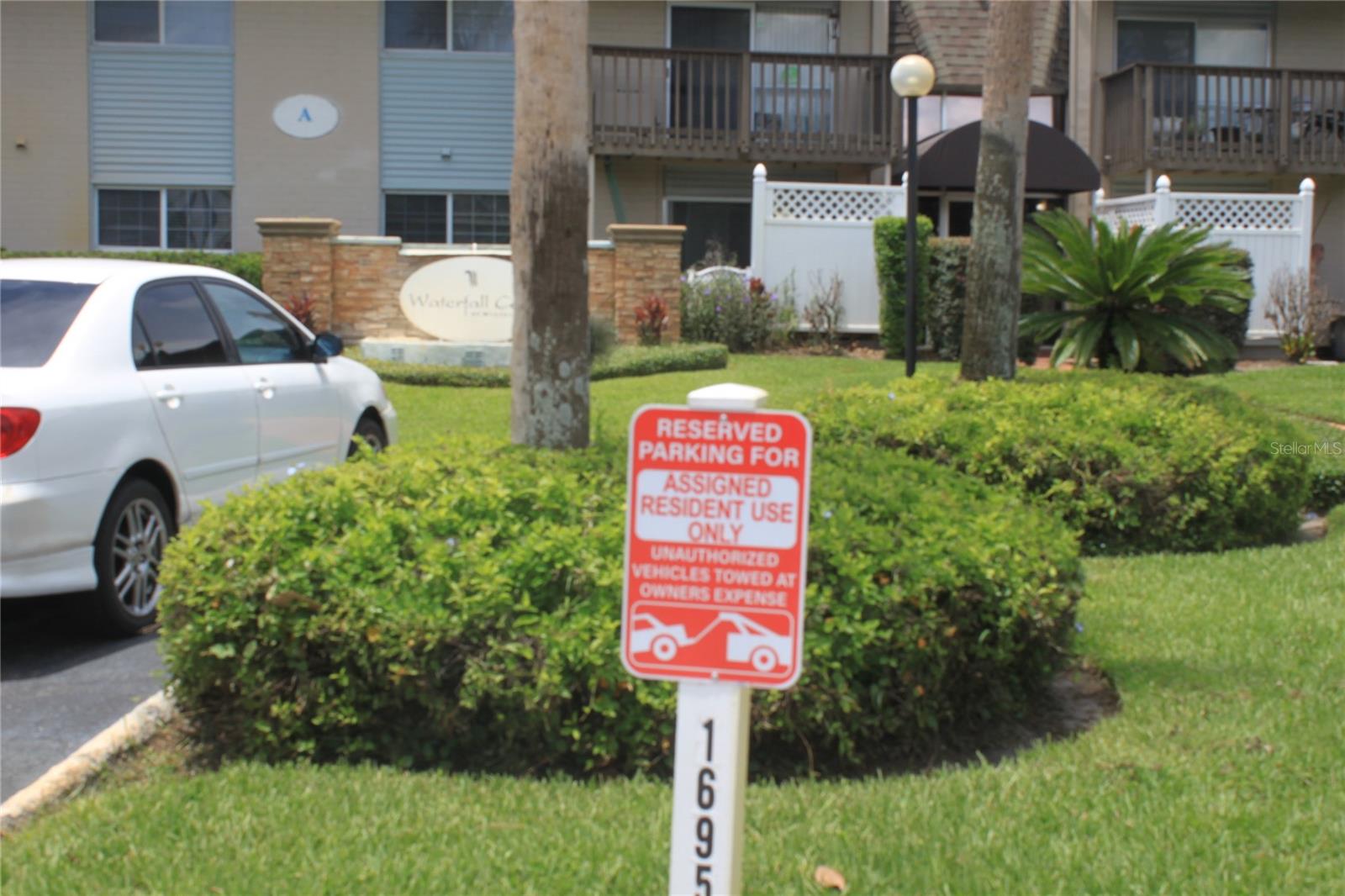 1695 LEE ROAD Unit A101