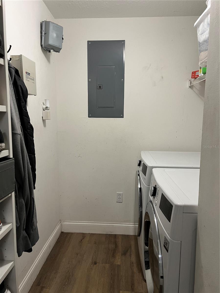 Photo 36